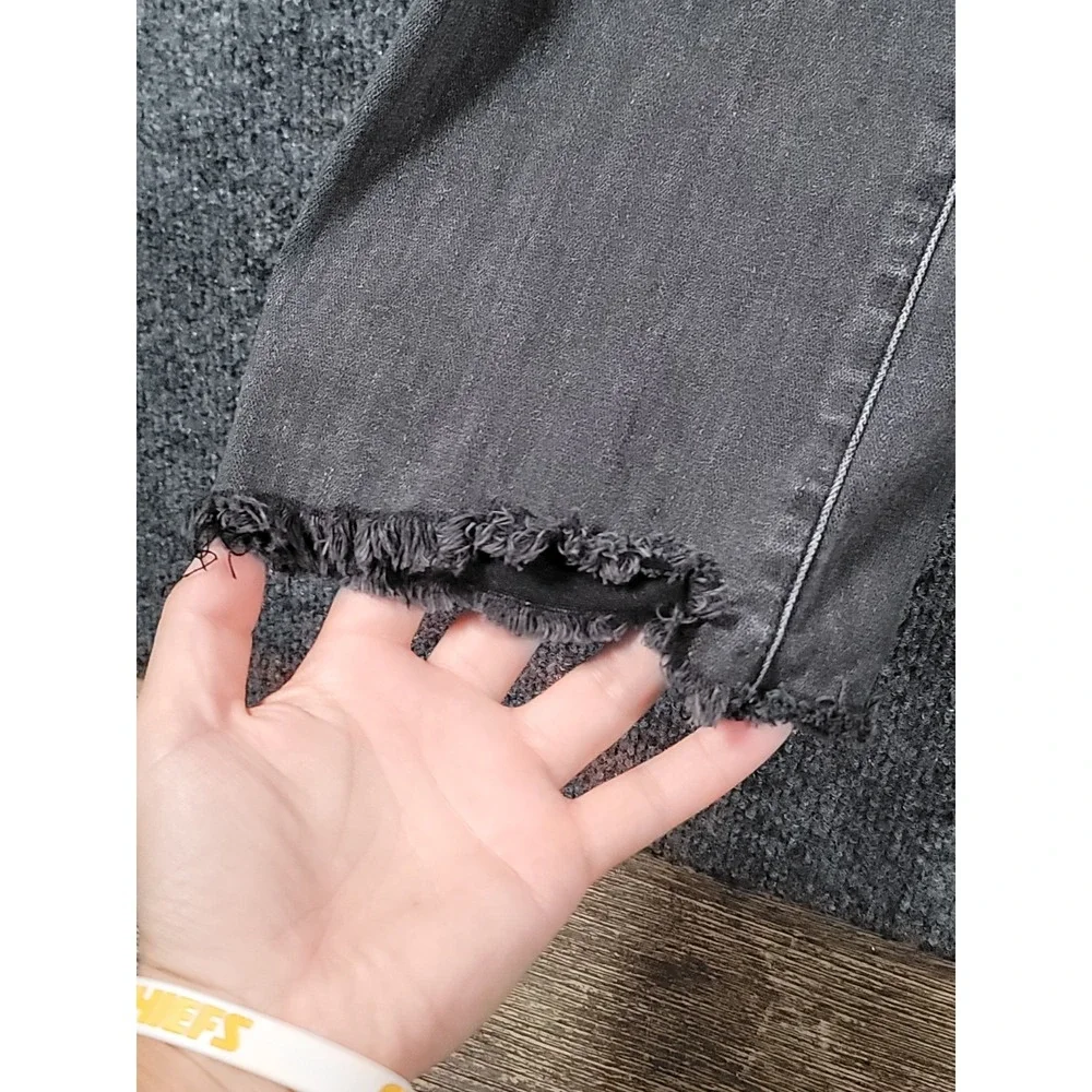 American Eagle Hi-Rise Crop Flare Super Stretch Button Fly Jeans Size 6 Gray